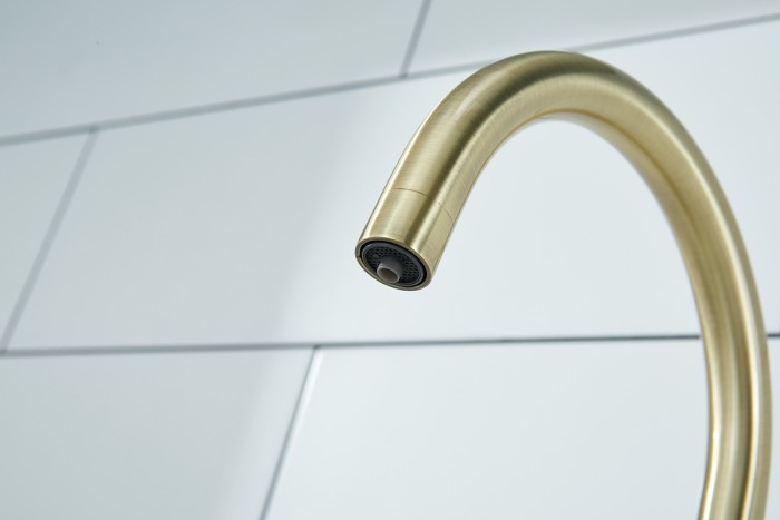 Смеситель для кухни  Paulmark ESSEN, бронза - Es213211-BR