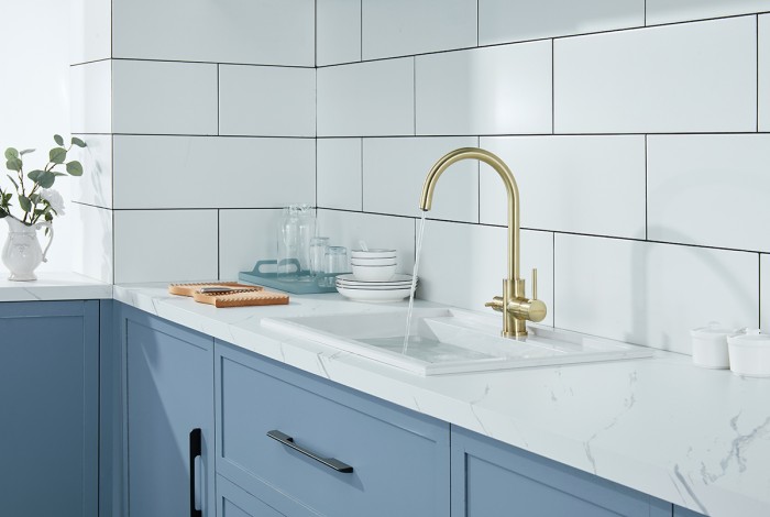 Смеситель для кухни  Paulmark ESSEN, бронза - Es213211-BR