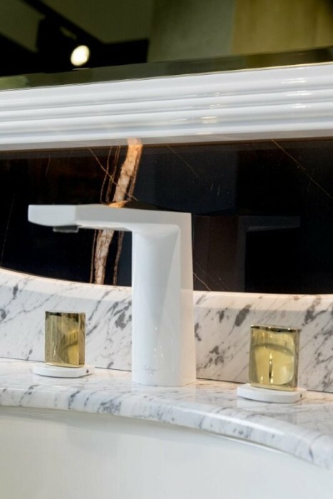 Смеситель для раковины, золото, Venturo Boheme 150-WG-TOUCH