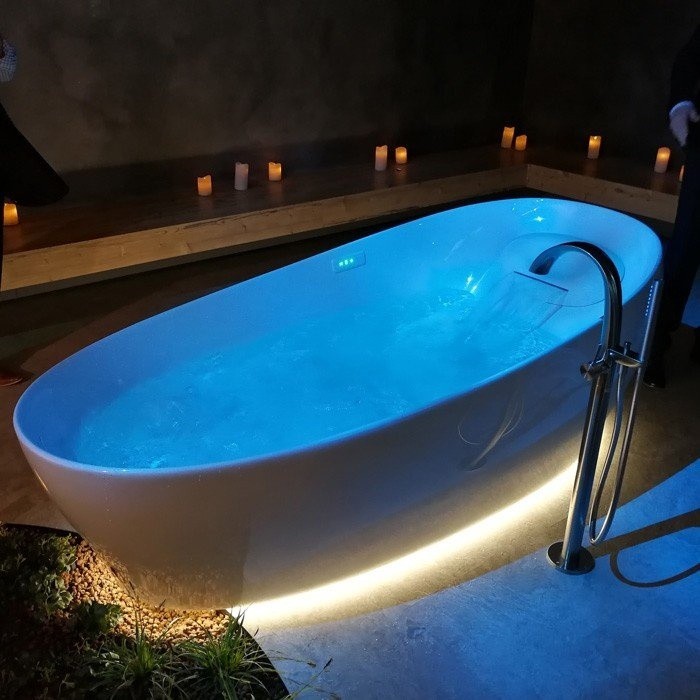 Ванна отдельностоящая TOTO Neorest 220x105x78см, с гидро и аэро-массажем, эффект невесомости, PJYD2200PWEE#GW цвет белый