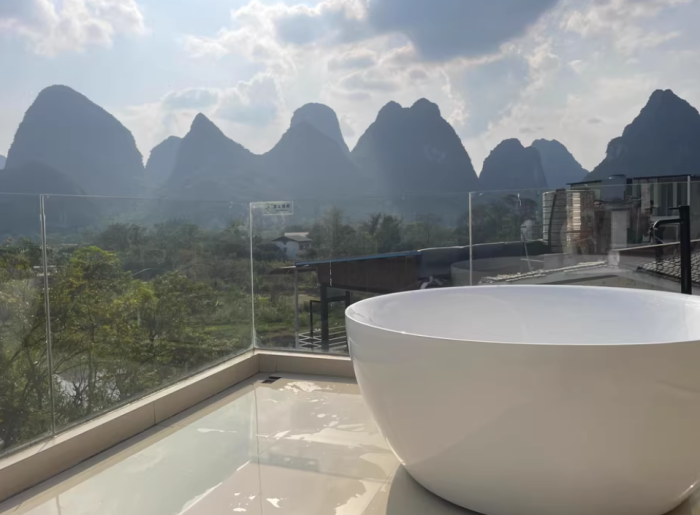 Ванна акриловая 135 см круглая, отдельностоящая, цвет белый