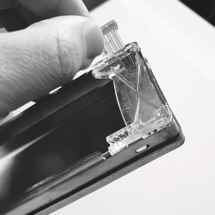 Душевой лоток BERGES C1 Norma 300, матовый хром, S-сифон D50/105мм H50, арт.090034