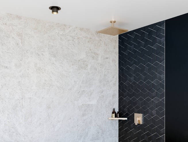 Верхний душ с потолочным кронштейном Raindance E Hansgrohe, золото арт. 26250990