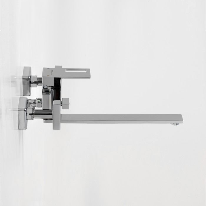 Смеситель для ванны с длинным изливом Alme 1500 WasserKRAFT арт. 1502L