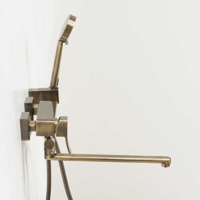 Смеситель для ванны с длинным изливом Exter 1600 WasserKRAFT арт. 1602L