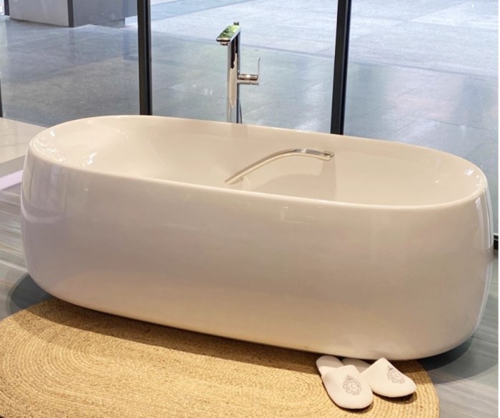 Ванна из искусственного камня TOTO Flotation PJY1744 170х83см отдельностоящая, с ручками, цвет белый