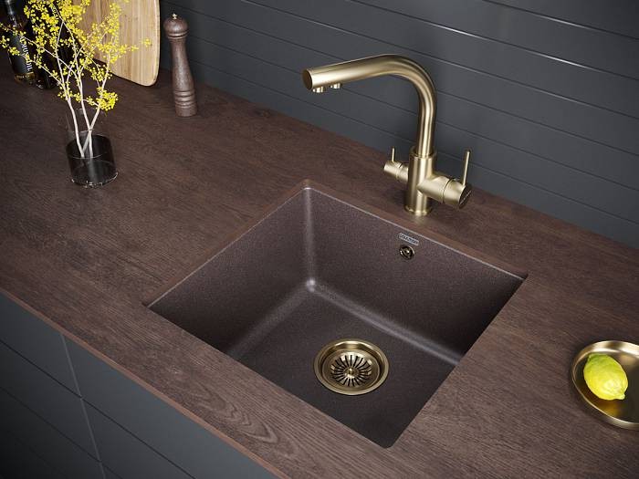 Смеситель для кухни  Paulmark ESSEN, бронза - Es213011-BR