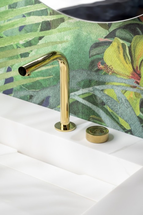 Смеситель автоматический для раковины на 2 отв. Gold, Boheme Tech - 158-G