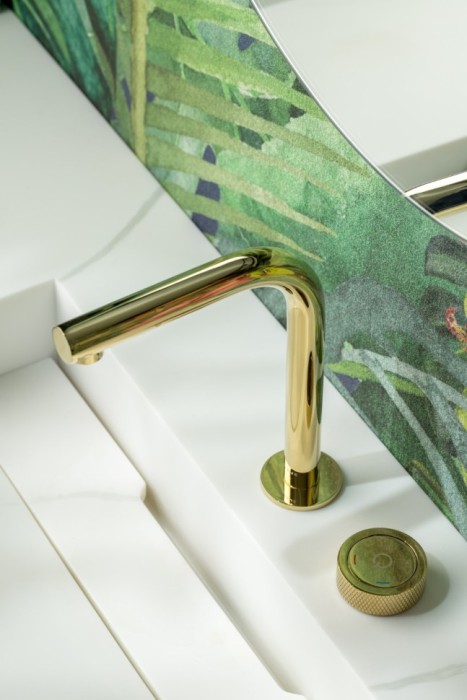 Смеситель автоматический для раковины на 2 отв. Gold, Boheme Tech - 158-G