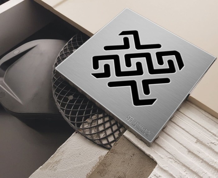 Душевой трап BERGES PLATZ Antik 100х100, хром глянец, S-сифон D50 H60, арт.091160