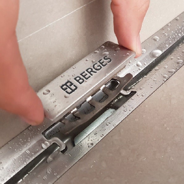 Душевой лоток BERGES SIMPEL 600, матовый хром, S-сифон D50 H60, арт.090111